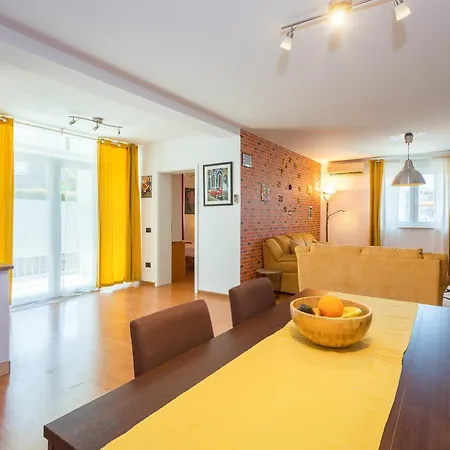 Apartment Apartman Kali Pula